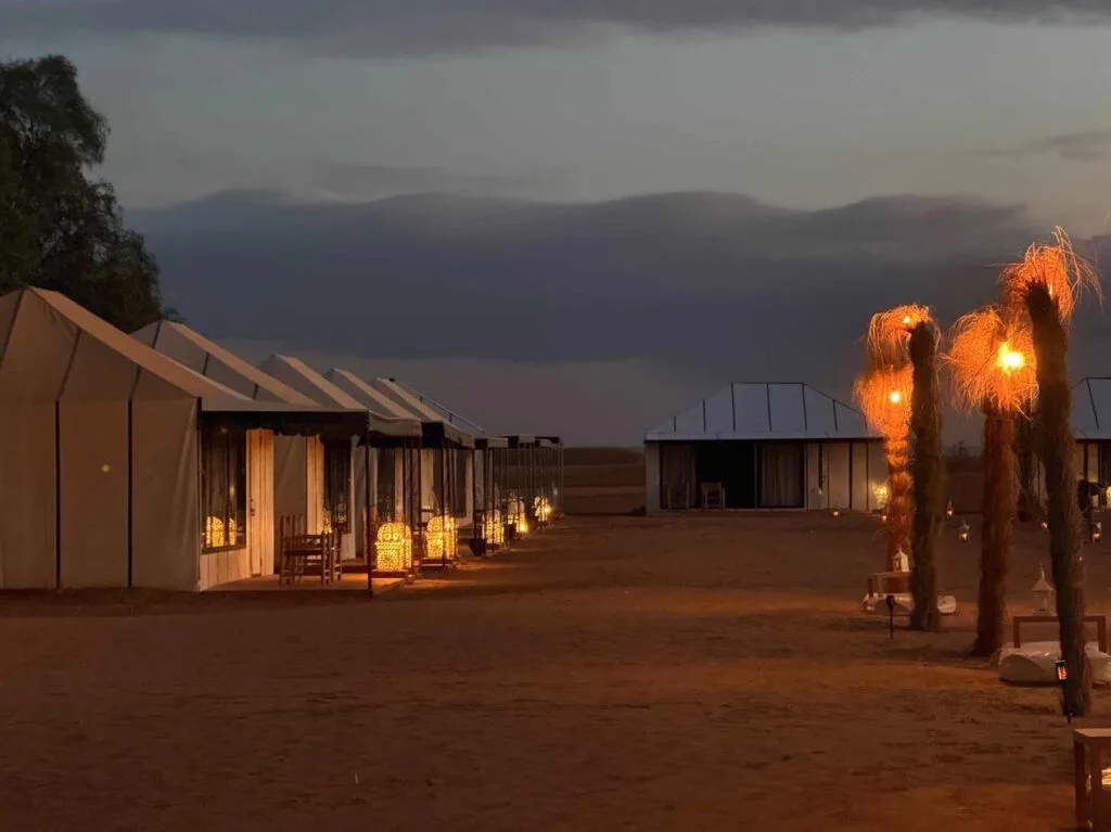 Desert Tours luxury camp in the desert